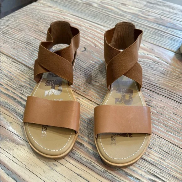 Sorel Ella II sandals 9.5 tan leather - Picture 3 of 5